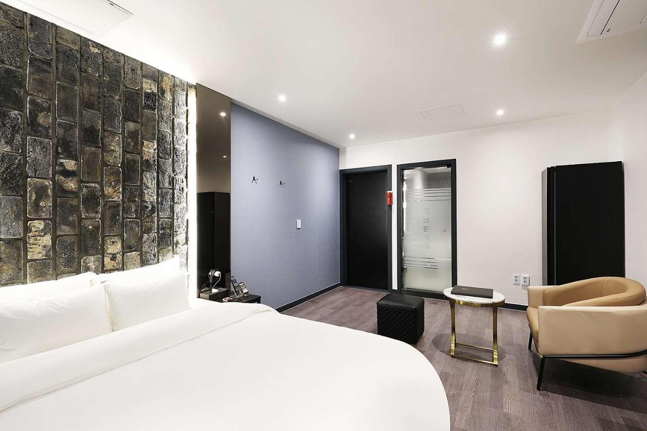 פייונגטק Mariposa Hotel Songtan מראה חיצוני תמונה