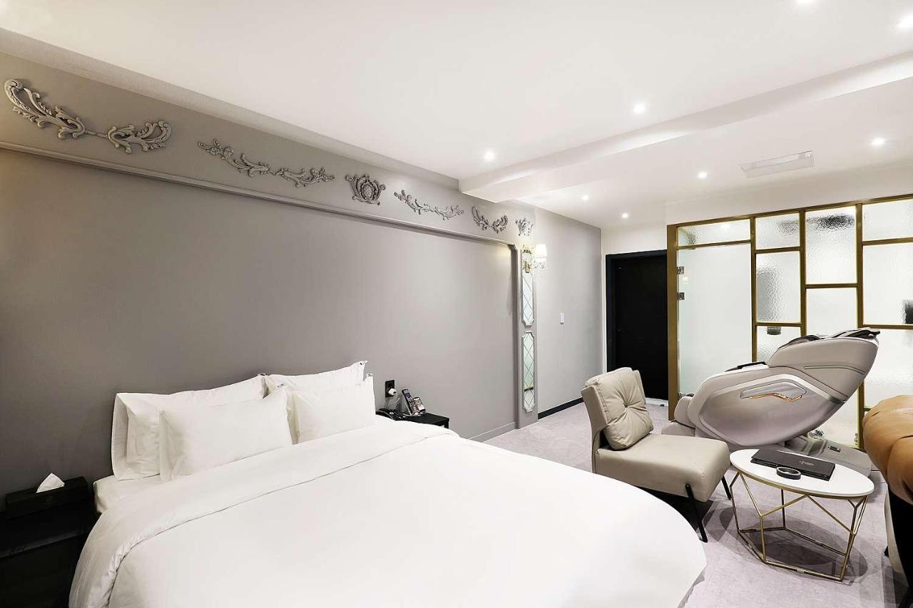 פייונגטק Mariposa Hotel Songtan מראה חיצוני תמונה