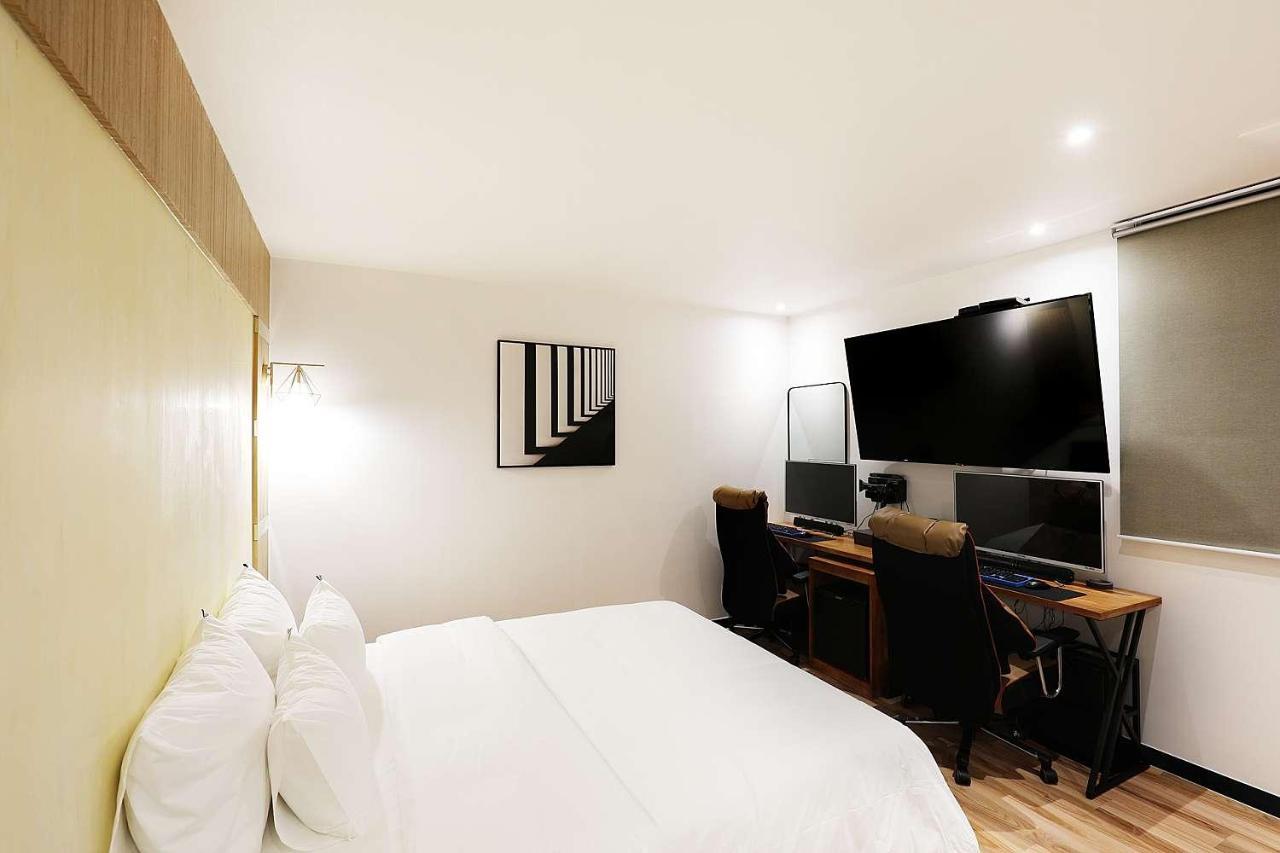 פייונגטק Mariposa Hotel Songtan מראה חיצוני תמונה