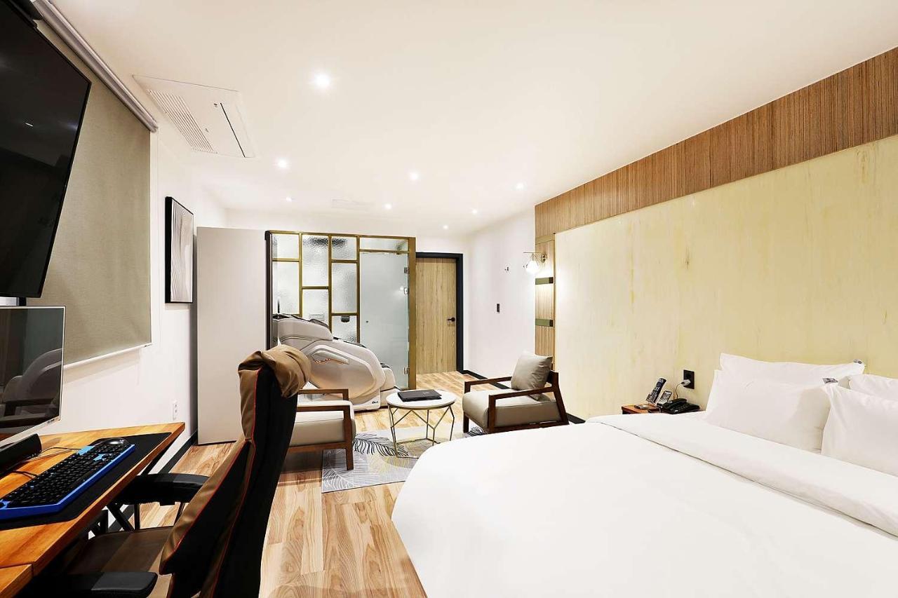 פייונגטק Mariposa Hotel Songtan מראה חיצוני תמונה